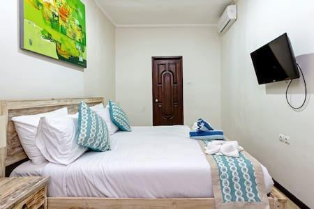 Tiah Villa *