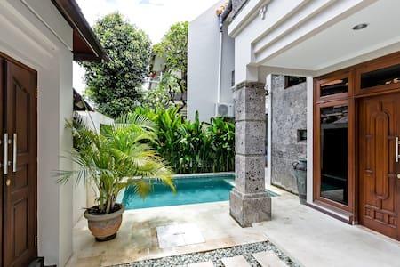 Tiah Villa Kuta (Bali)