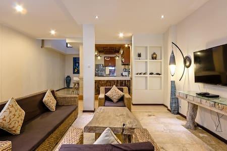 Tiah Villa