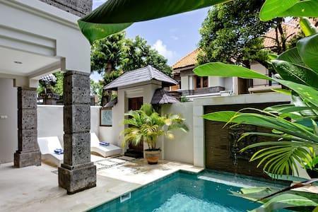 Villa Tiah *